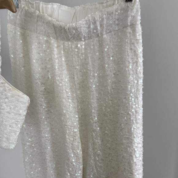 White Sequin Crop Top and Wide-Leg Pants Set - Picture 8 of 9